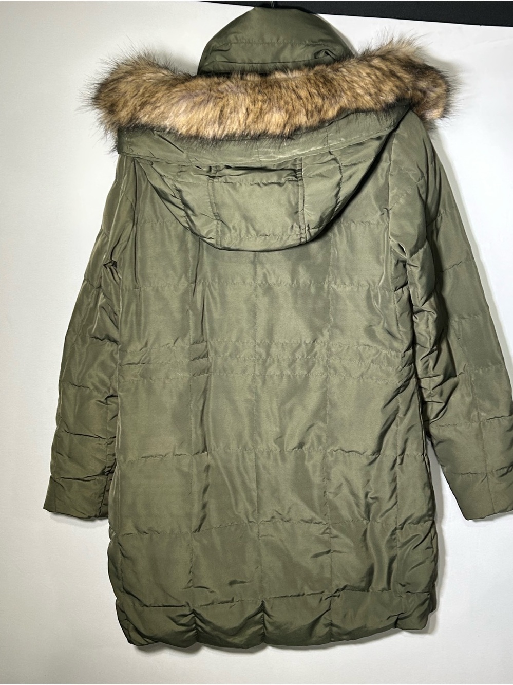 Eddie Bauer Olive Green Down Parka Faux Fur Hood Women’s Medium - Picture 5 of 15